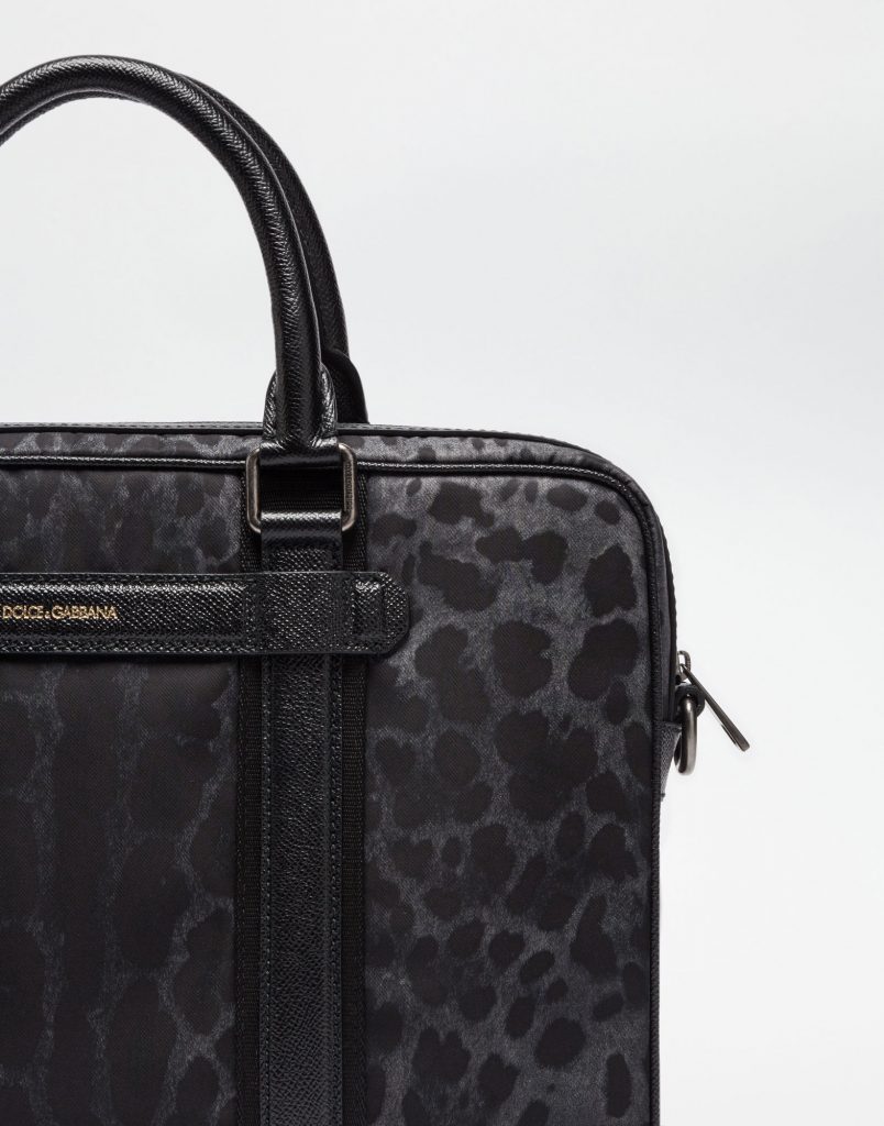 Saint Laurent Handbags, Clutches & Totes – Bag Vibes