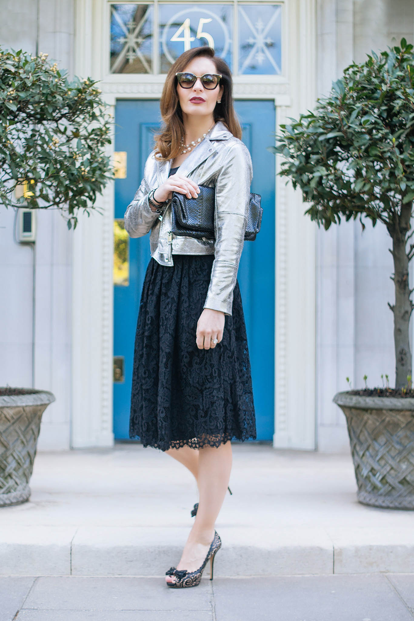 How to wear a midi skirt