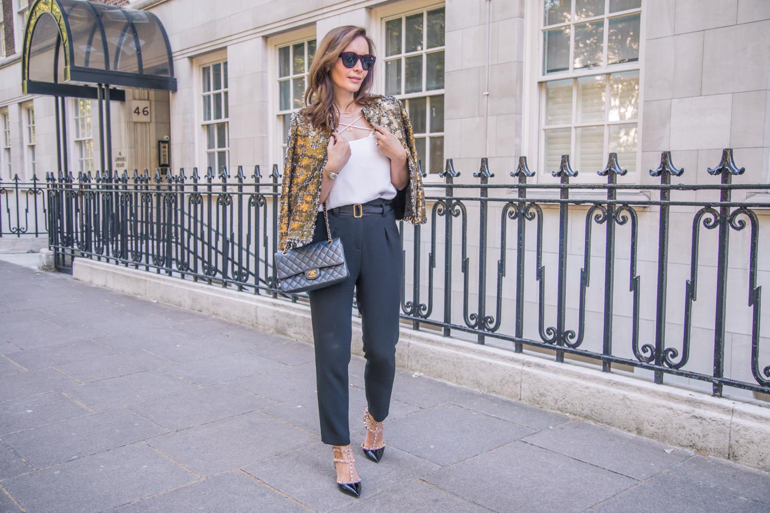 What to wear with high waisted trousers by ChicJournal