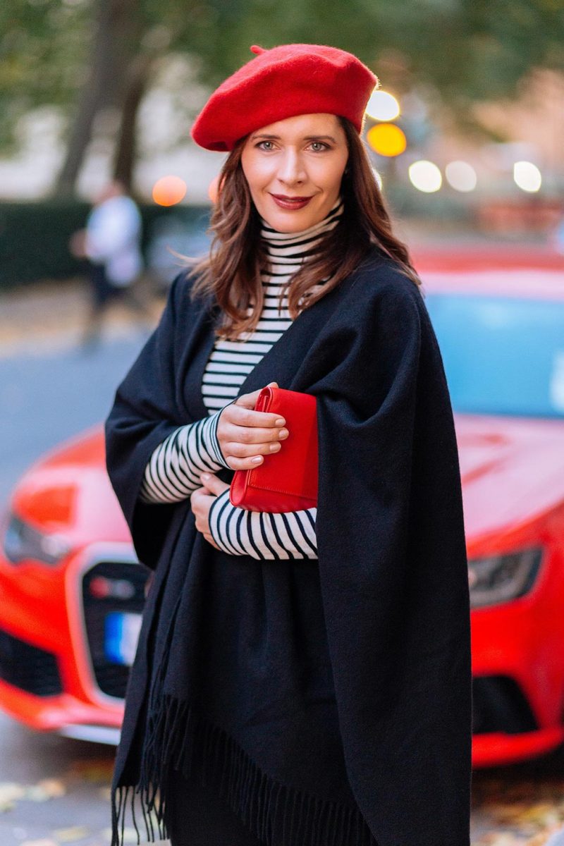 Petra from Chic Journal blog wears red beret and YSL clutch