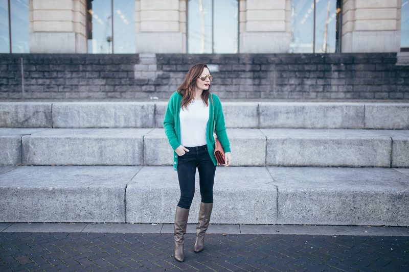 How to wear green cardigan by Chic Journal blog