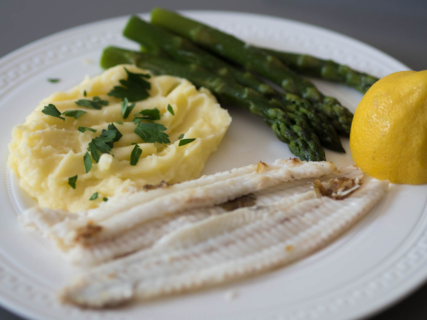 Dover Sole with mash potatoes and asparagus