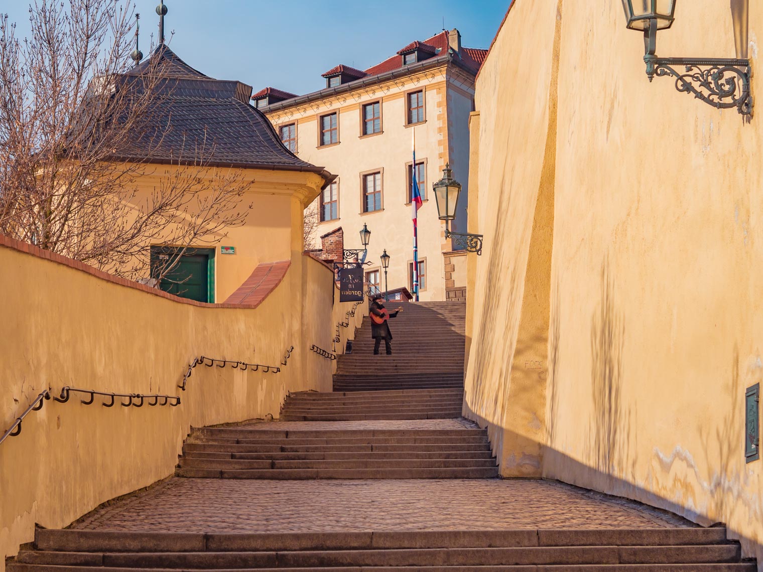 Zamecke schody Prague sightseeing walk to Prague castle